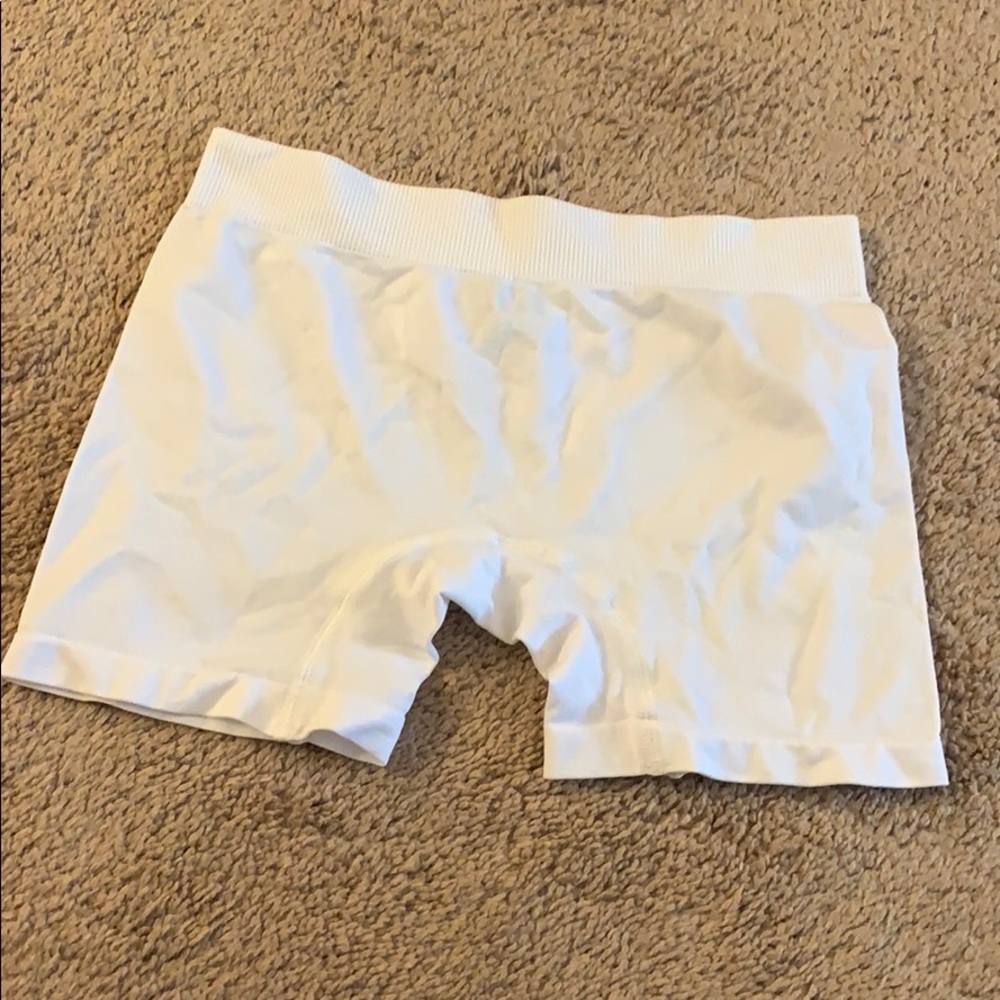 Active Basics Shorts. New Without Tag. - image 3